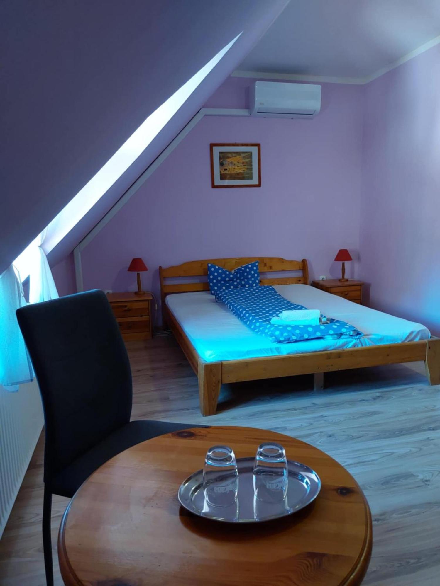 Diana Fogado Bed & Breakfast Keszthely Eksteriør bilde