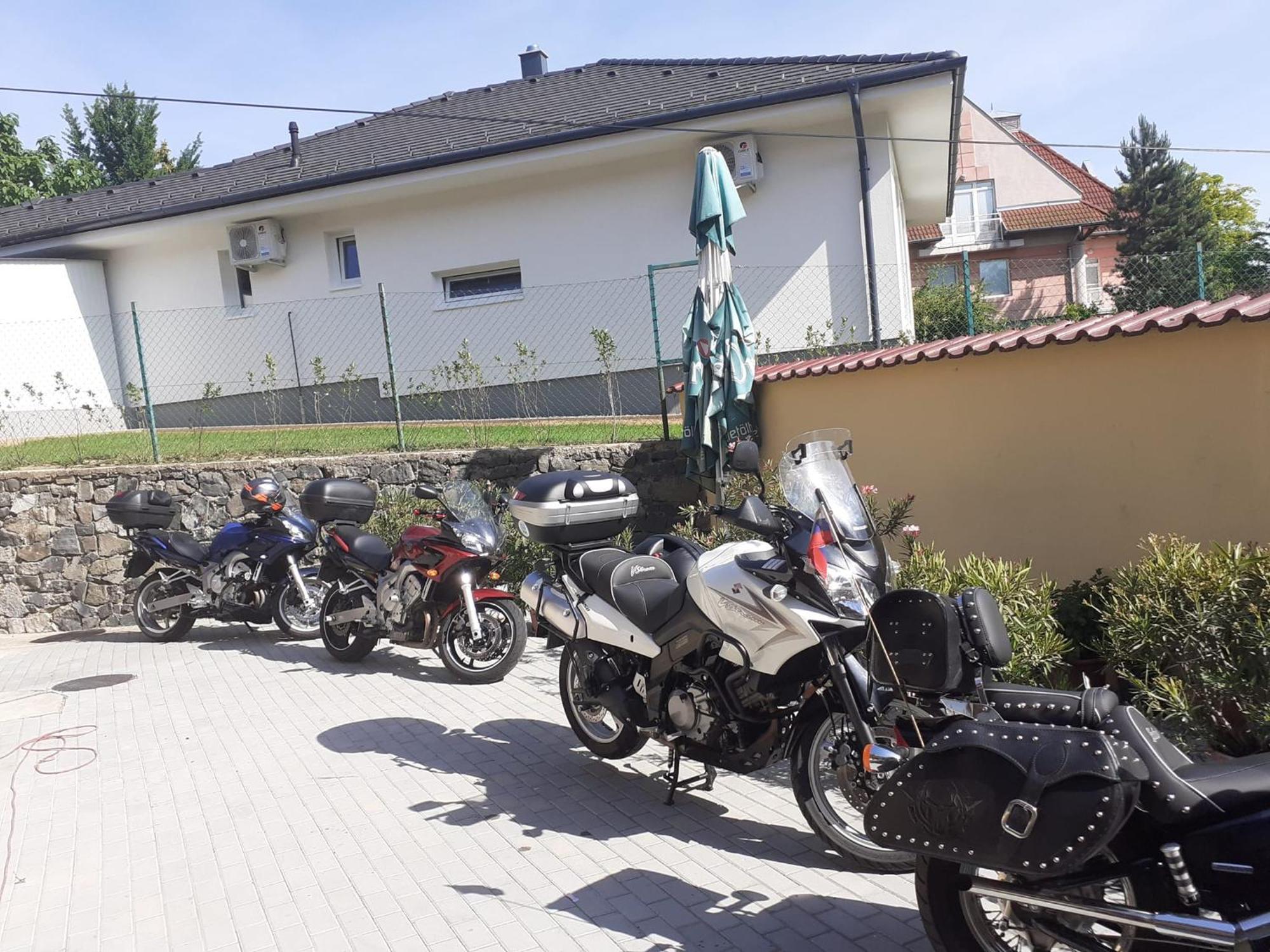 Diana Fogado Bed & Breakfast Keszthely Eksteriør bilde